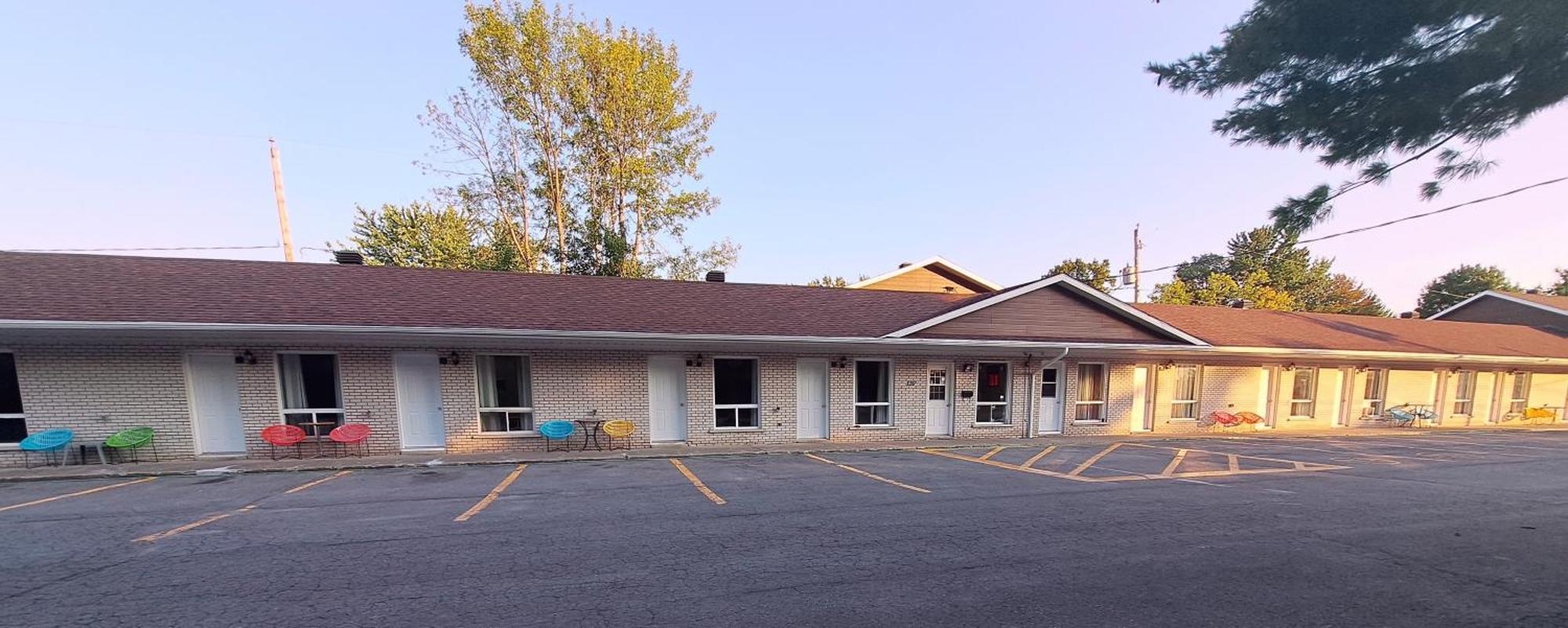 Motel Bonsoir Joliette Exterior foto