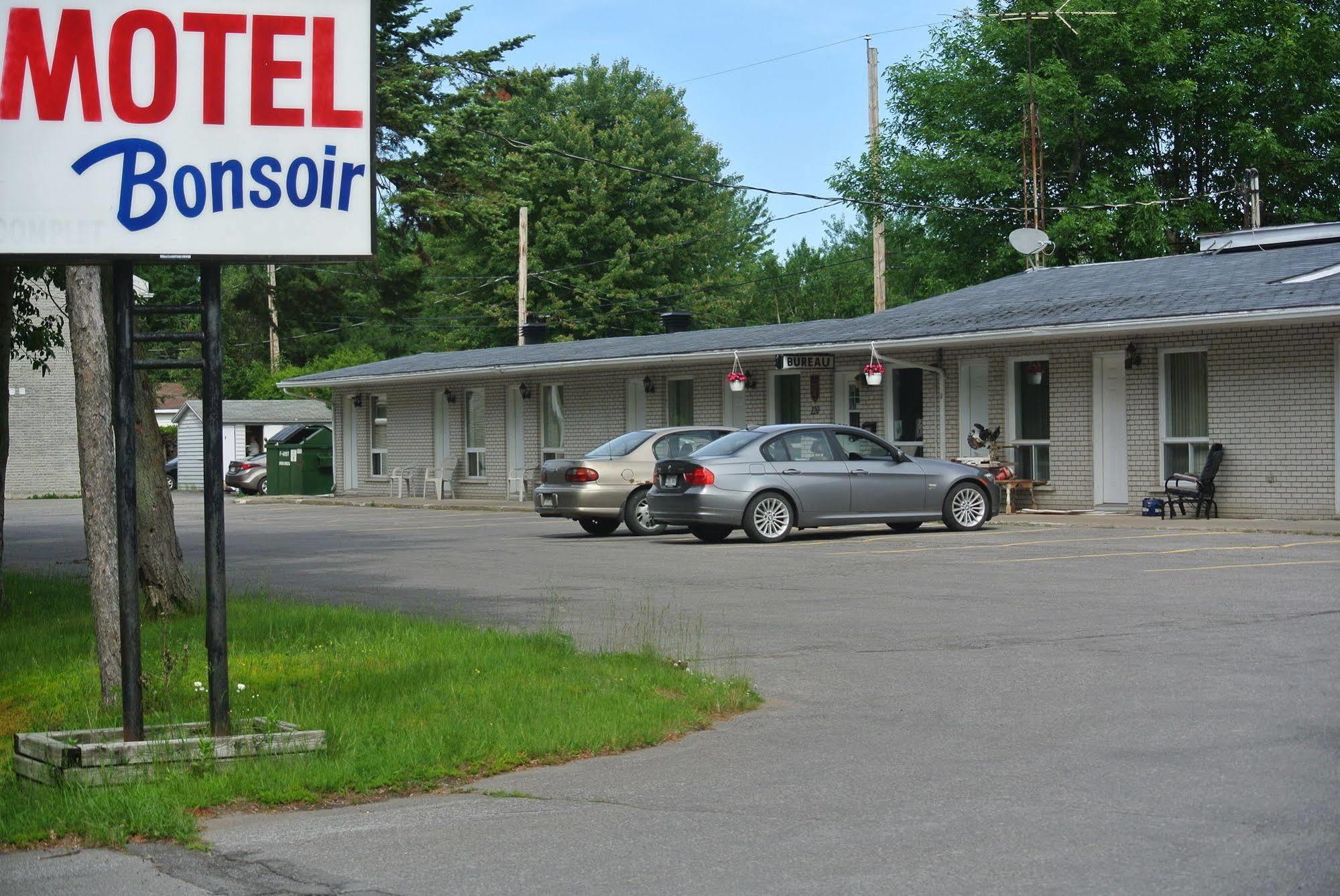 Motel Bonsoir Joliette Exterior foto